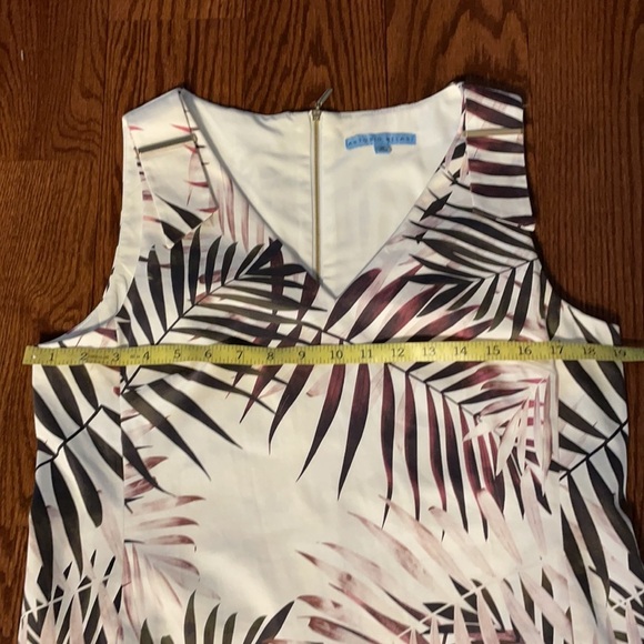 ANTONIO MELANI women’s scuba lined sheath stretch palm leaf dress. V neckline 10 - Picture 10 of 15